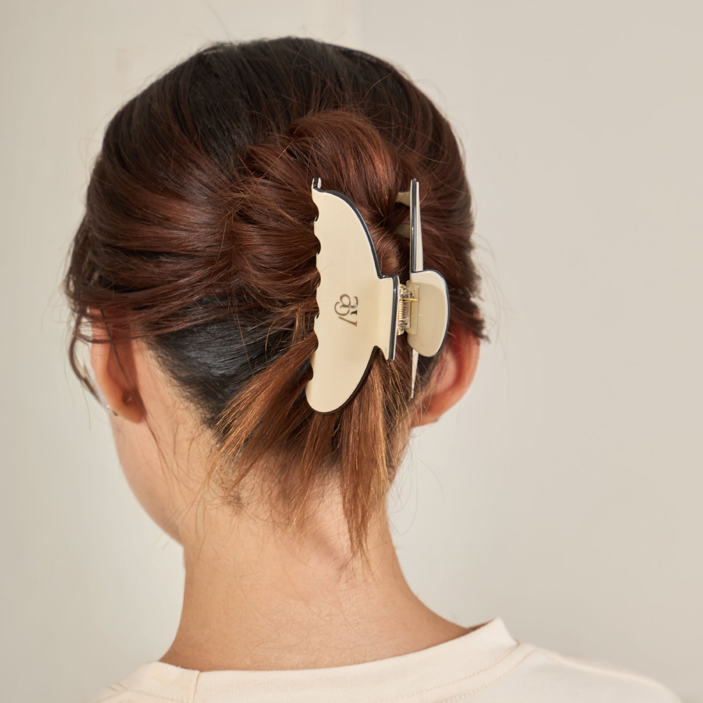 avocado - Claw Clip กิ๊บติดผม น้ำหนักเบา ทนทาน I มี 2 สี