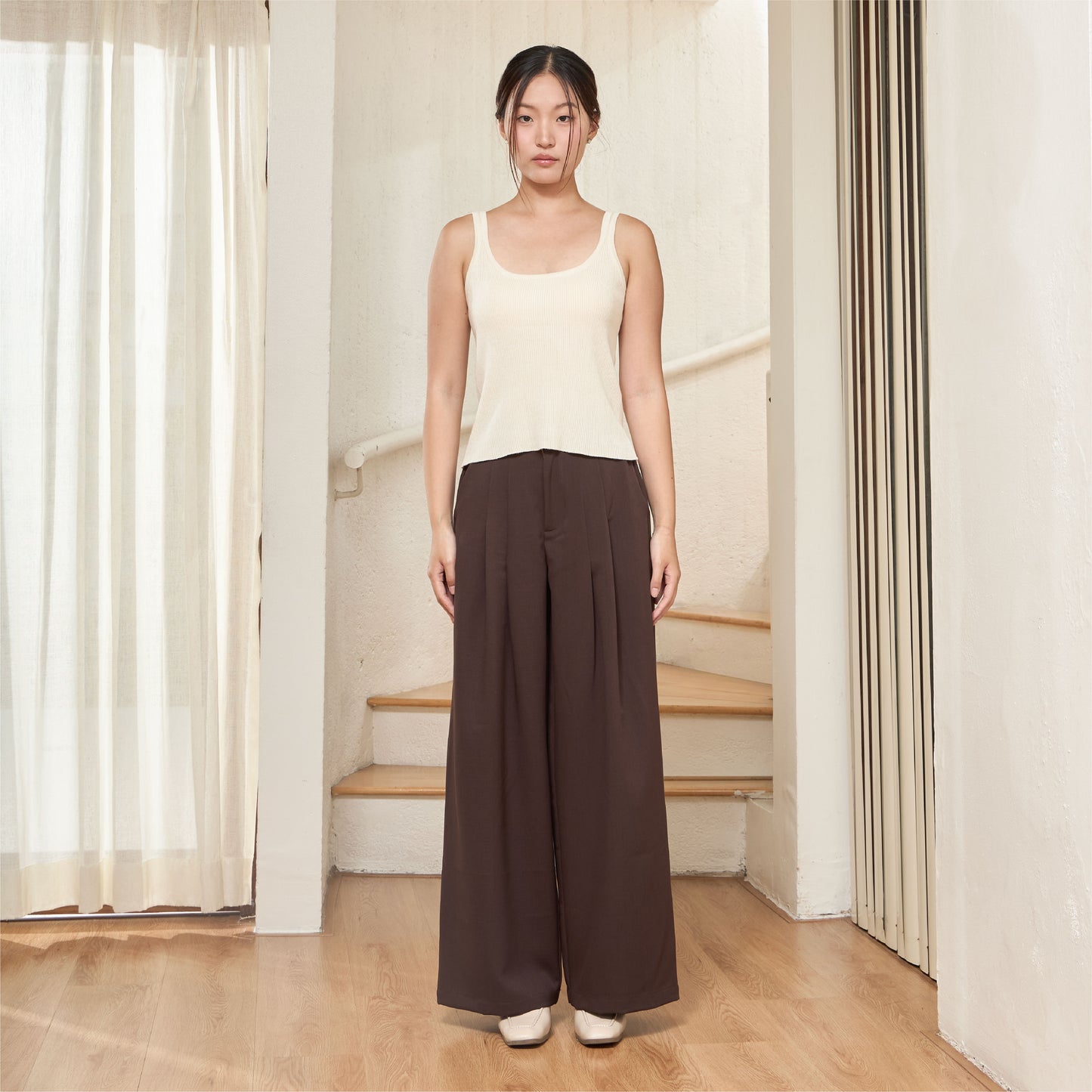 avocado - Madele Knit Tank เสื้อกล้ามเนื้อผ้าไหมพรมผ้าร่อง เข้ารูป ทรงสวย