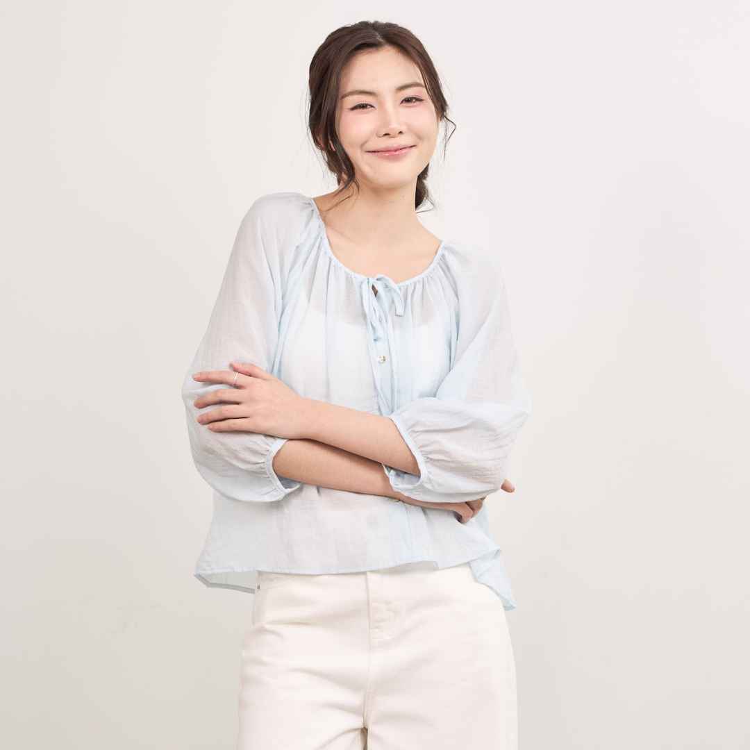 avocado - Hazel light blouse เสื้อเบลาส์ทรง Oversize เนื้อผ้า Tencel นุ่ม ลื่น ใส่สบาย