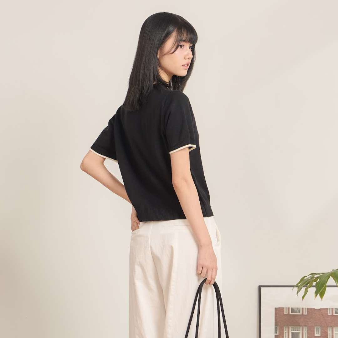 avocado - Louvre Pocket Tee เสื้อยืดไหมพรมแขนสั้นมีกระเป๋า