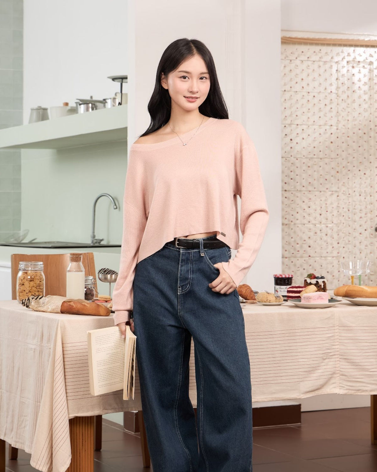 avocado - Jammy Tops เสื้อแขนยาวคอปาดทรงครอป บางเบา ใส่สบาย มี 8 สี