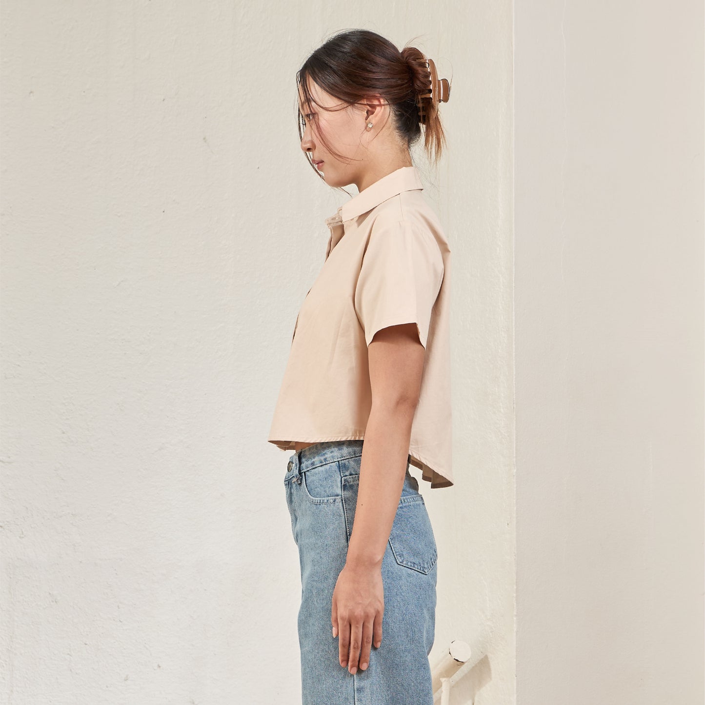 avocado - Profy Cropped Shirt เสื้อเชิ้ตครอปแขนสั้น ผ้าฝ้าย 100%