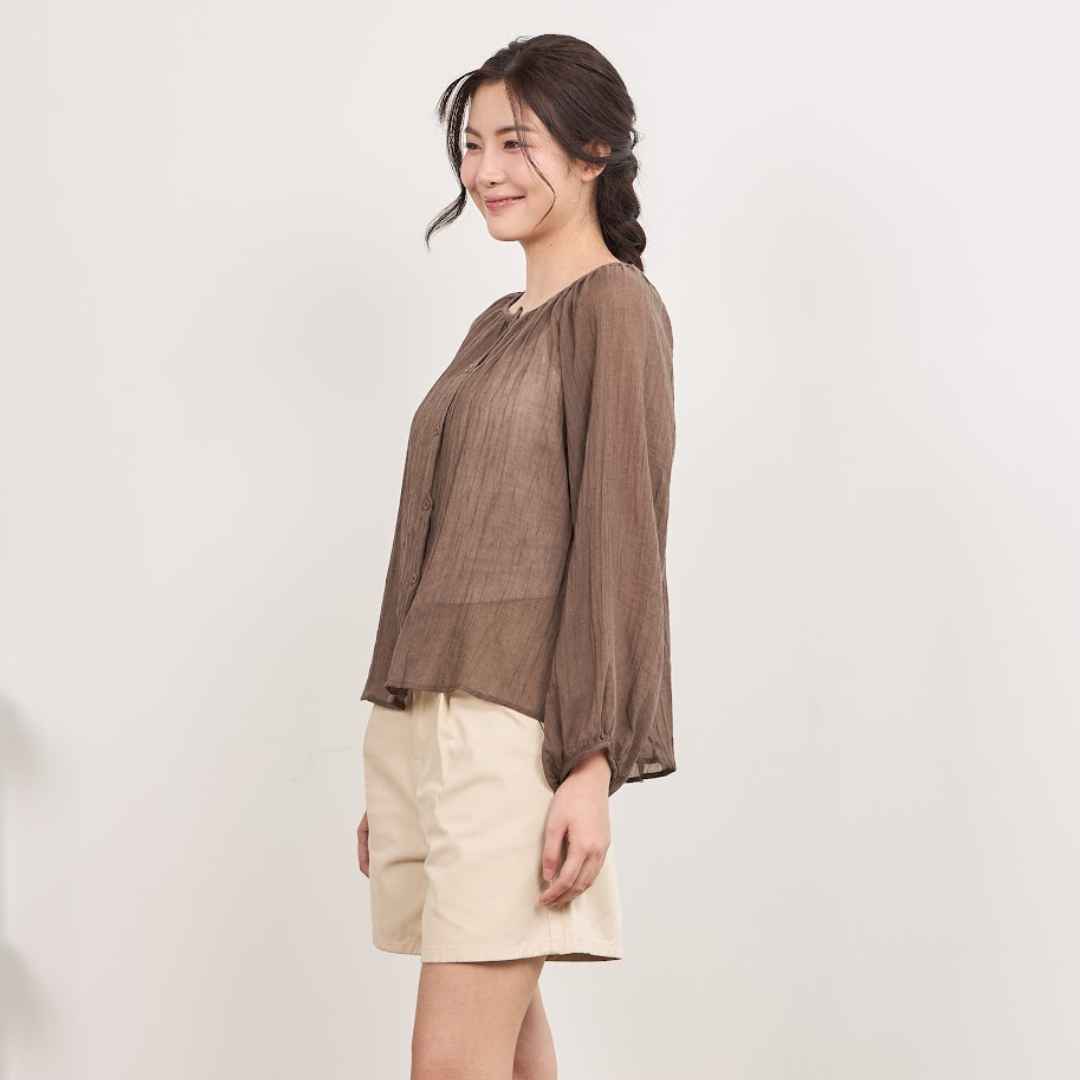avocado - Iris light blouse เสื้อเบลาส์เนื้อผ้า Cotton ผสม เนื้อผ้าโปร่ง บางเบา