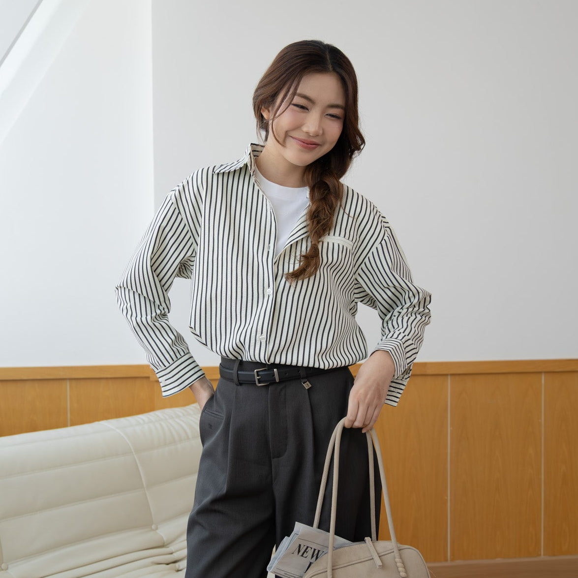 avocado - Rico Line Shirt เสื้อเชิ้ตลายทางดีเทลเนื้อผ้าอัดยับ