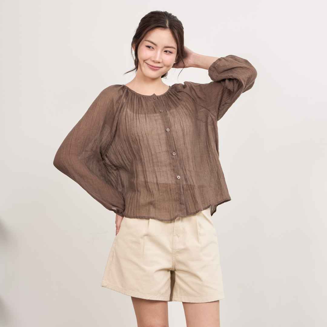 avocado - Iris light blouse เสื้อเบลาส์เนื้อผ้า Cotton ผสม เนื้อผ้าโปร่ง บางเบา
