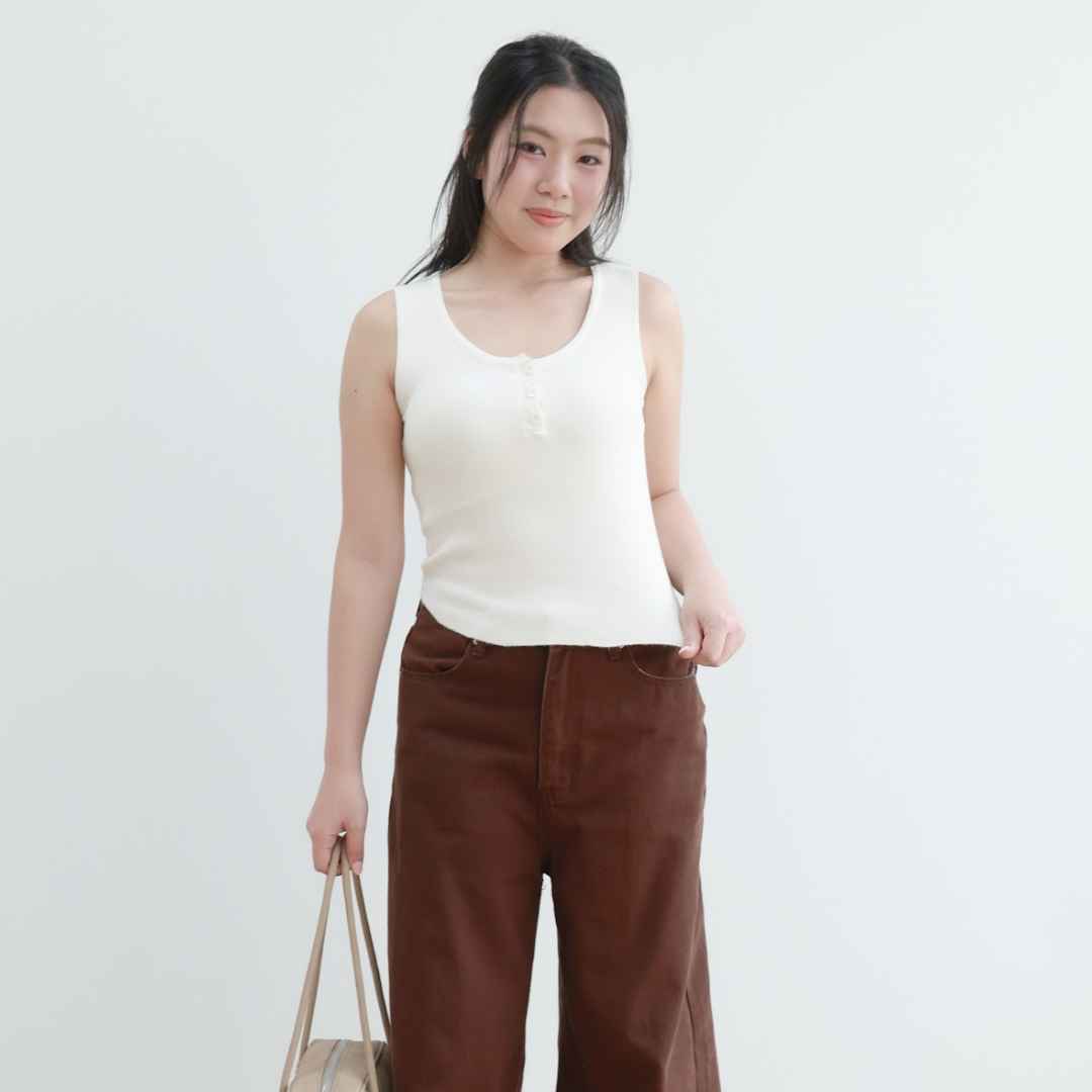 avocado - Namon tank tops เสื้อกล้ามผ้าไหมพรม กระดุมหน้า