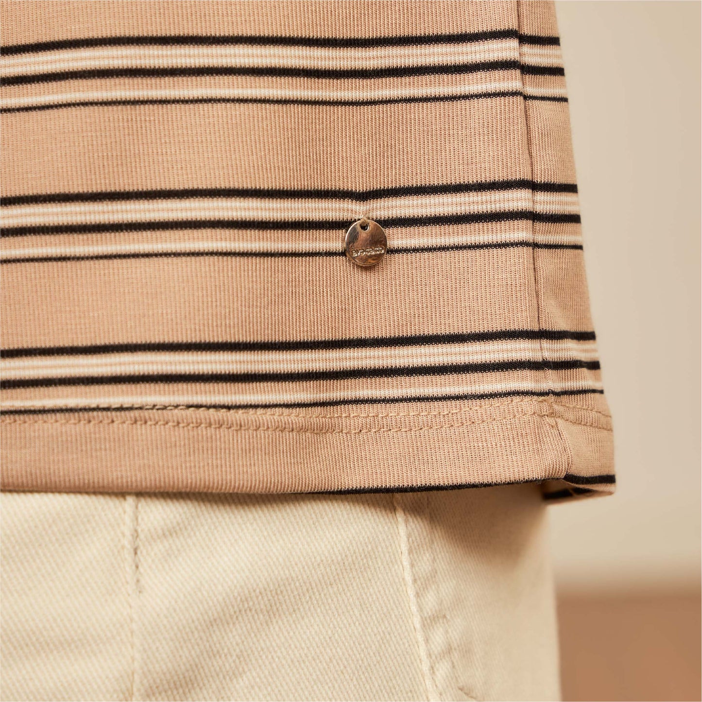 avocado - akita line tee เสื้อยืดลายทางผ้า Spandex นุ่มเด้ง ใส่สบาย I มีไซส์อก 40" และ 44"