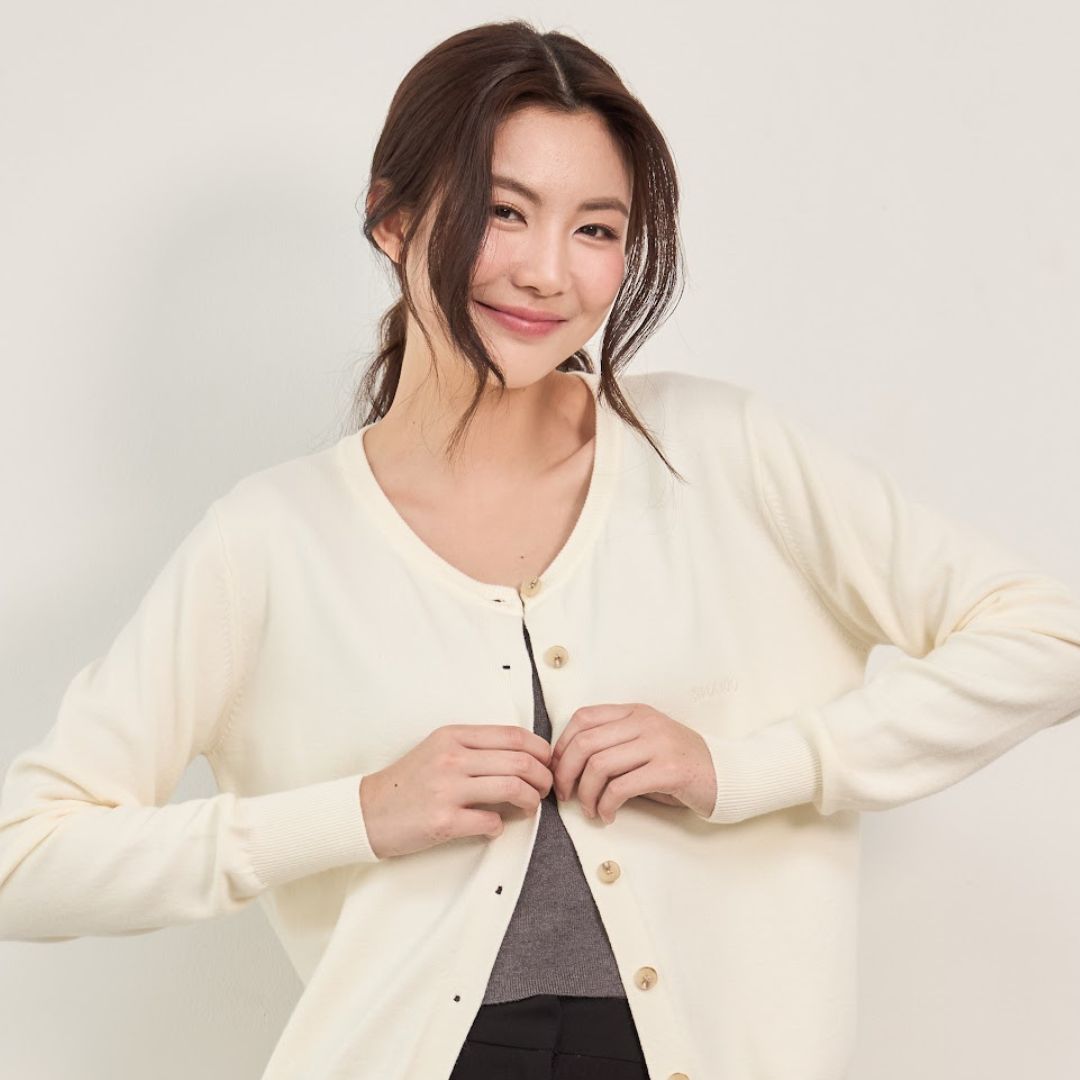 avocado - Soi knit cardigan เสื้อคาร์ดิแกนไหมพรม ดีไซน์มินิมอล แมตช์ง่าย