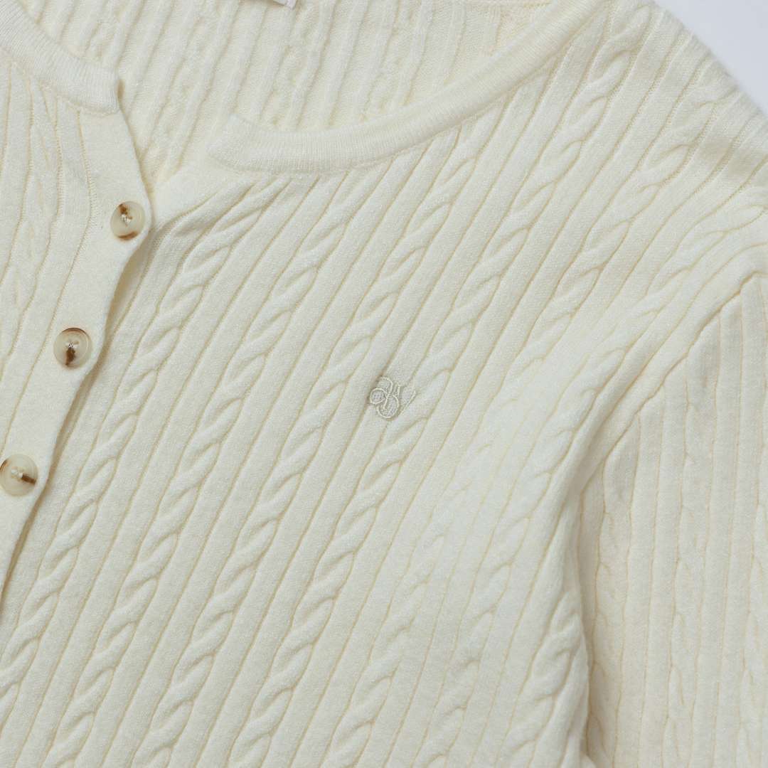 avocado - Payson Soft Cardigan คาร์ดิแกนไหมพรมแขนยาว ดีเทลคอวี