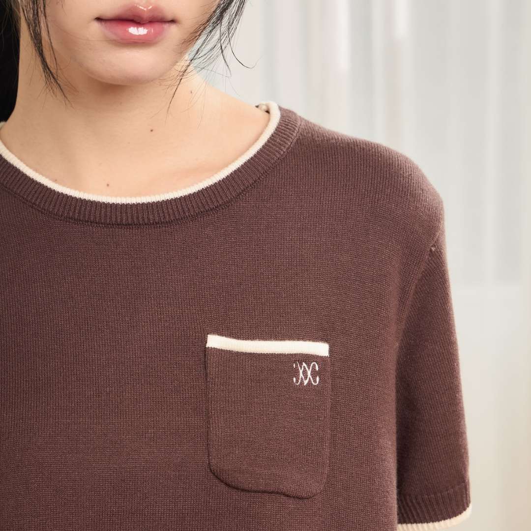 avocado - Louvre Pocket Tee เสื้อยืดไหมพรมแขนสั้นมีกระเป๋า