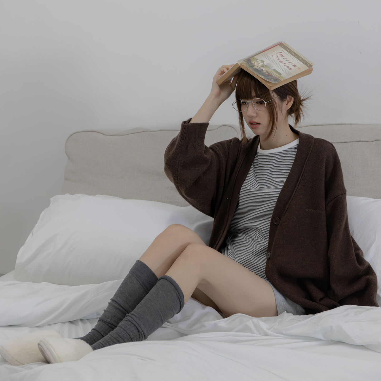 avocado - Denver Knit Cardigan เสื้อคาร์ดิแกนแขนยาว ผ้าไหมพรมฟู ๆ