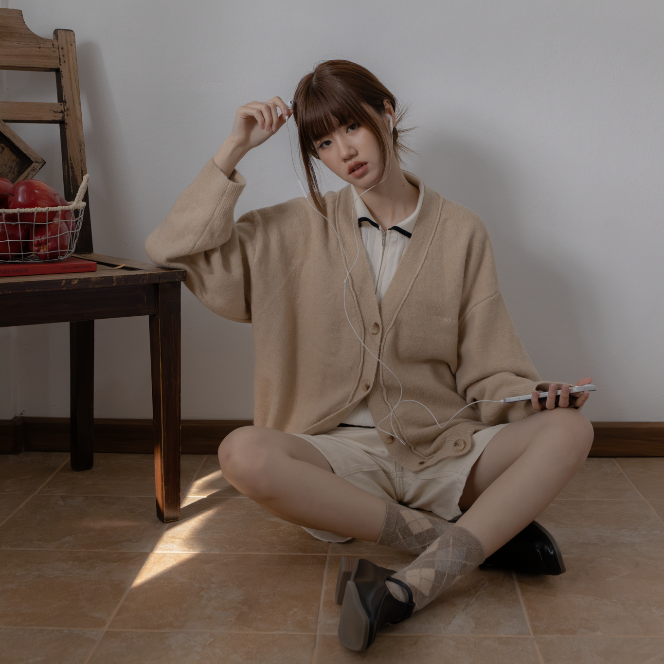 avocado - Denver Knit Cardigan เสื้อคาร์ดิแกนแขนยาว ผ้าไหมพรมฟู ๆ