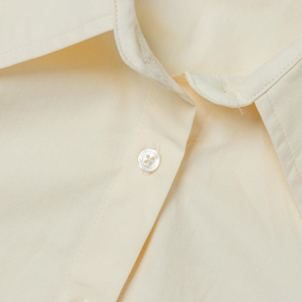 avocado - Margarine Cream Shirt  เสื้อเชิ้ตแขนยาวผ้า cotton100%