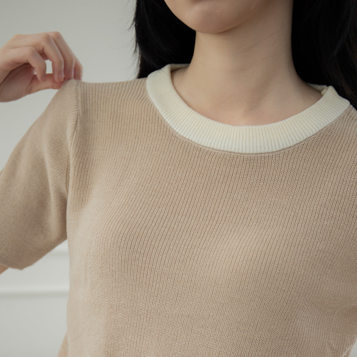 avocado - Madison Knit Tee  เสื้อยืดผ้าร่อง