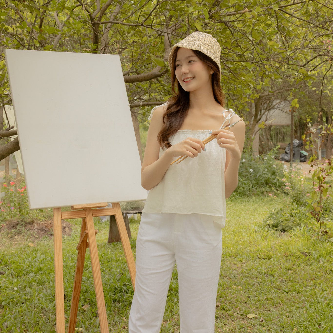avocado - Linen Marlyn Singlet สายเดี่ยวผ้าลินิน