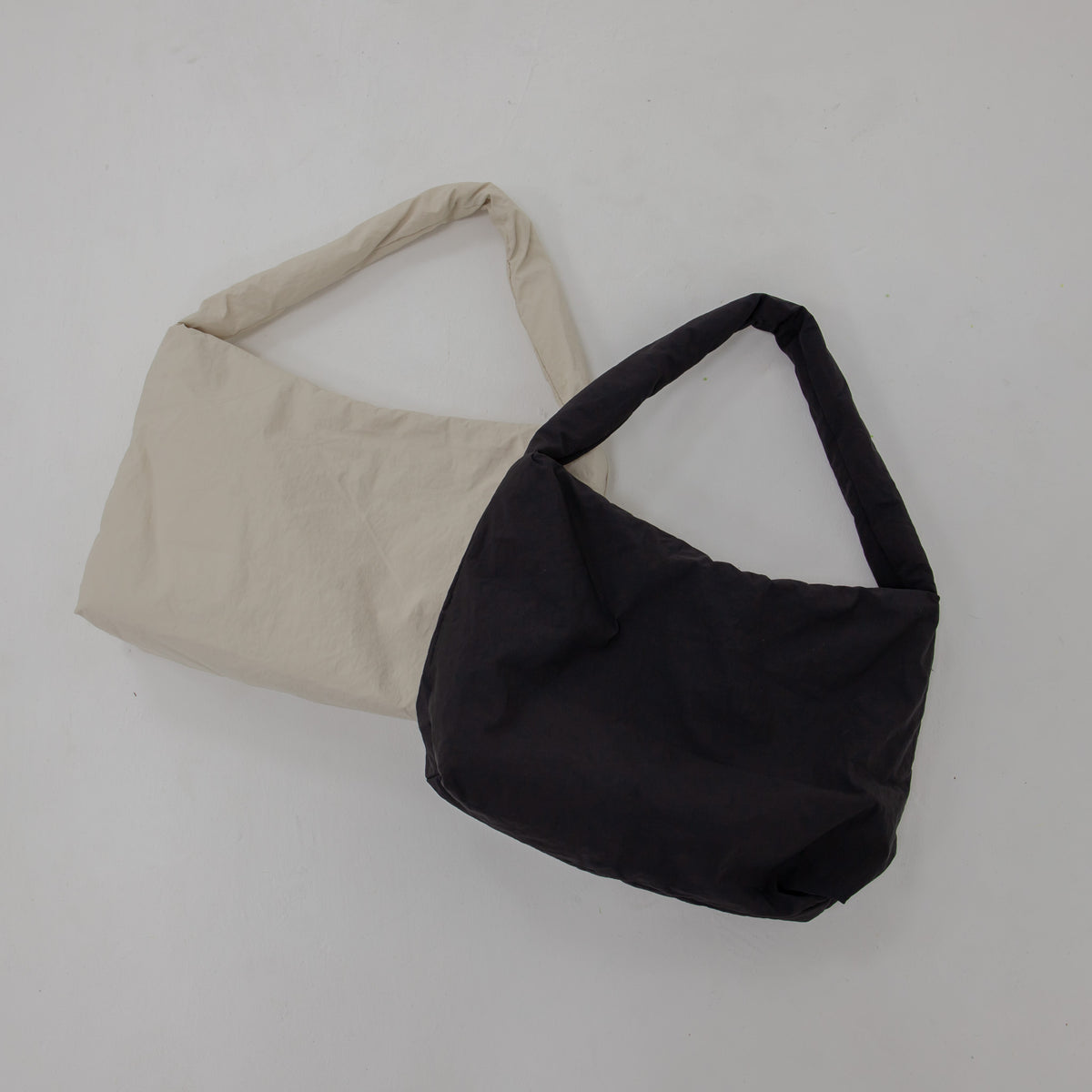 avocado - Campian Wool Bag กระเป๋าผ้า nylon