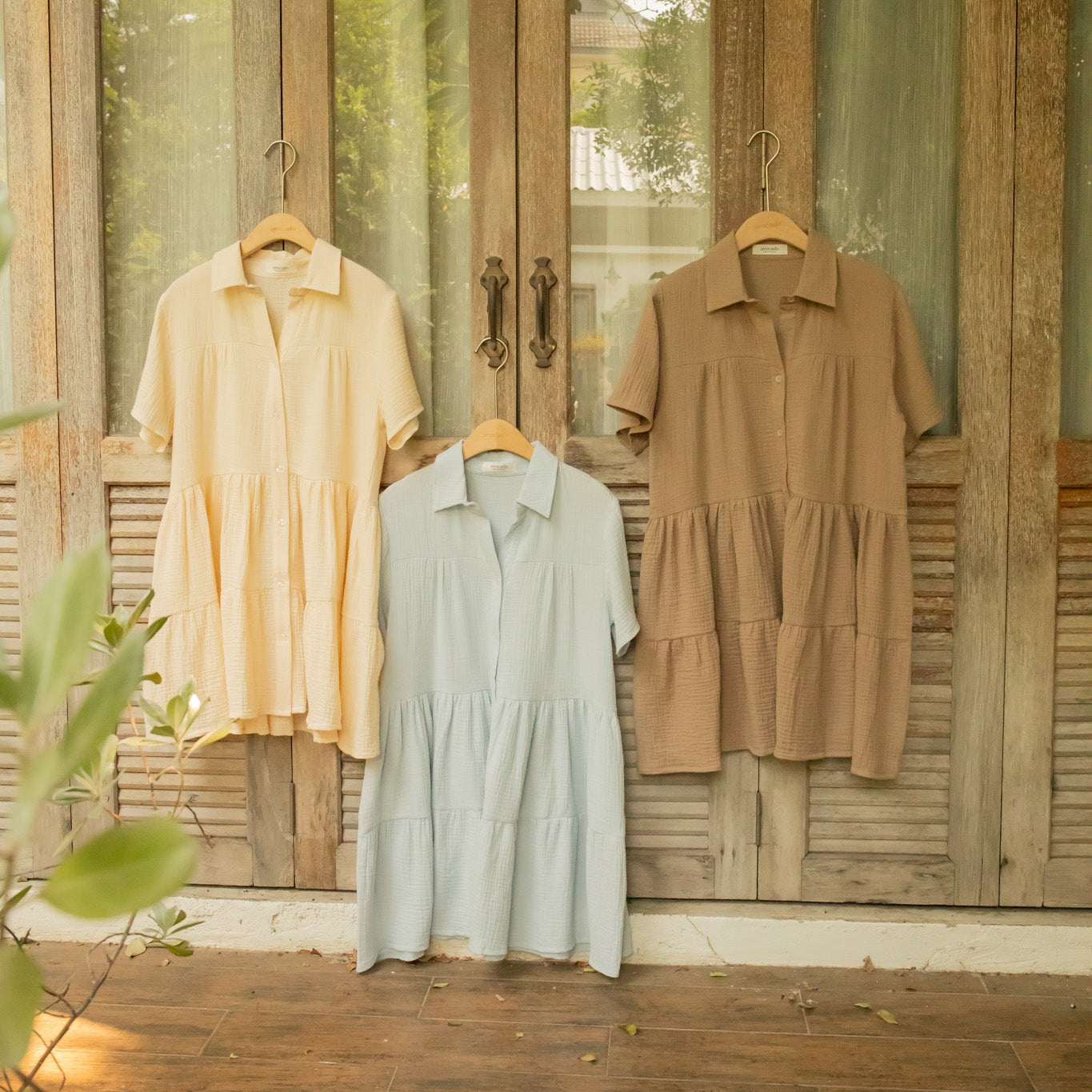 avocado - Anthony Salu Dress เดรสคอปกผ้าสาลูทั้งตัว