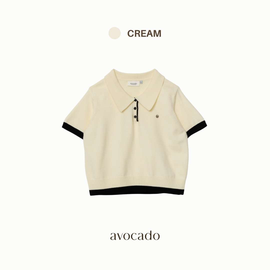 avocado - Twinny Knit Polo เสื้อโปโลทรงครอป เนื้อผ้าไหมพรม ดีเทลขอบทูโทน