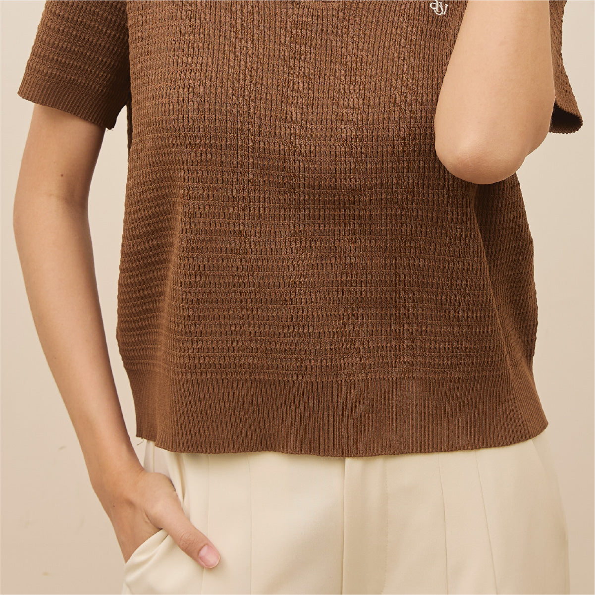 avocado - Lunar Polo Tops เสื้อโปโลแขนสั้น ใส่สบาย ใส่ได้ทุกวัน I อกได้ถึง 52"