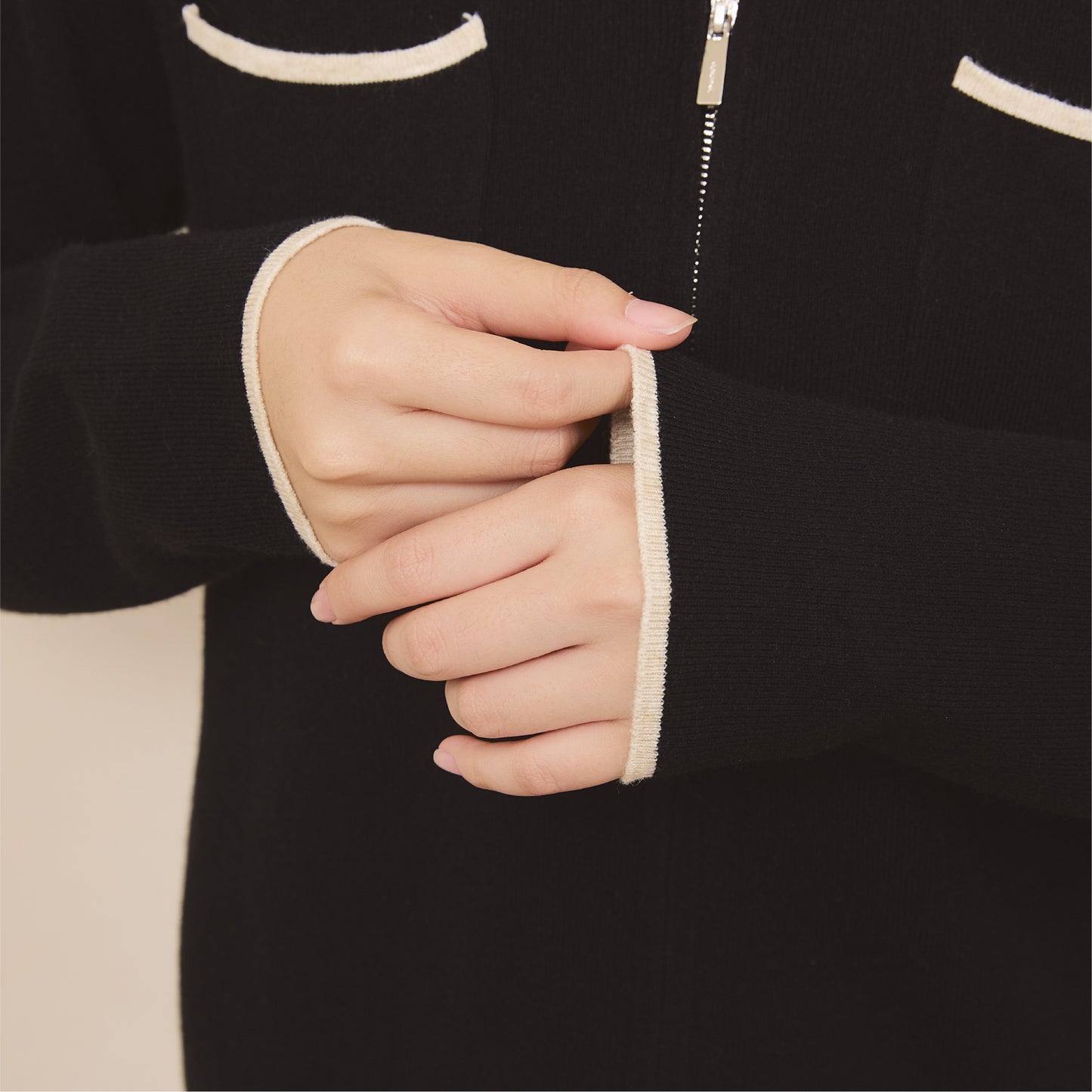 avocado - Powder Two Cardigan เสื้อคาร์ดิแกนไหมพรมคาร์ดิแกนซิปหน้า
